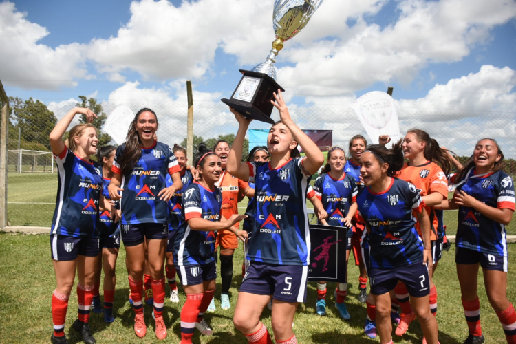 San Benito, bicampe&oacute;n femenino. 