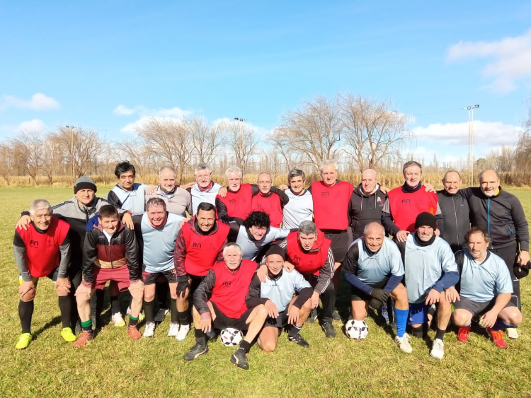 El campe&oacute;n de Viedma, La Caleta, al Nacional de Posadas. 