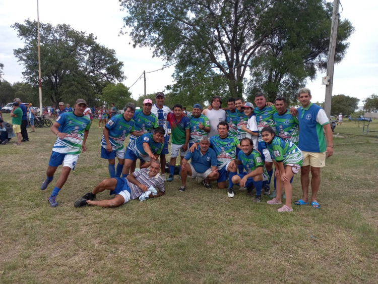 Filial 12 campeón en Chaco y festejo con invitados especiales y la Copa de la Asociación Argentina Veteranos Fútbol