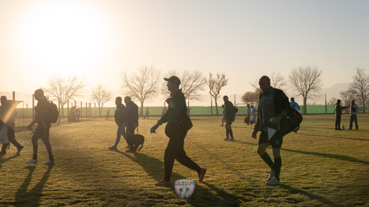 Sudamericano Salta 2024, amanece y los jugadores ya en la cancha. 