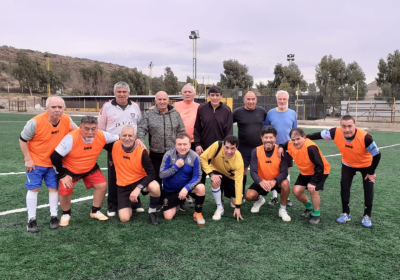 Los muchachos +65 de Club Atl&eacute;tico Rada Tilly durante un entrenamiento. 