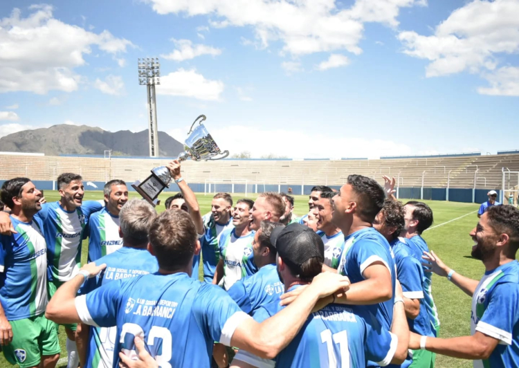 Social y Deportivo La Barranca, campeón +35.