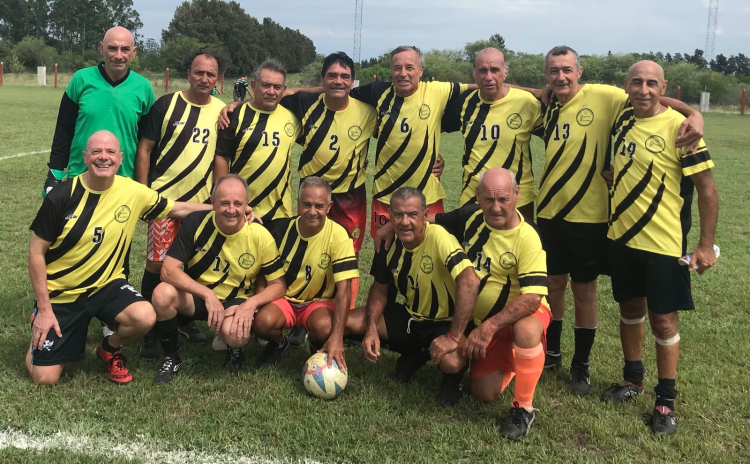 Deportivo Feliciano inició este sábado los festejos por los 10 años en los Nacionales. 