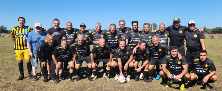 Amigos de Camet +55, campeones en Mar del Plata. 