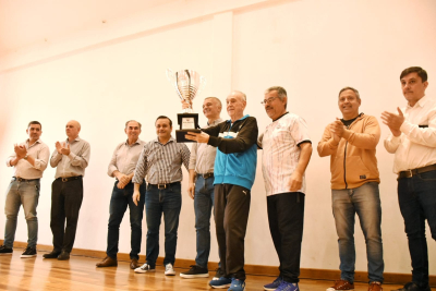 Con la presencia del gobernador Ahuad, fue presentado el Nacional de F&uacute;tbol de Posadas &ldquo;Cacho&rdquo; Repetto