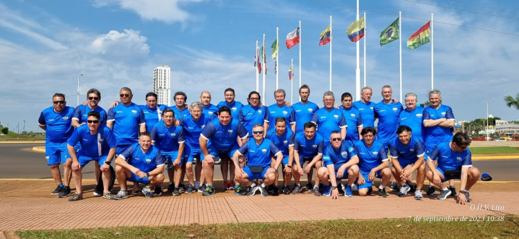 Deportivo Petrolero de Caleta Olivia, en una foto hist&oacute;rica tras su primera participaci&oacute;n nacional. 